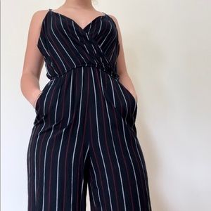 Hollister full length jumpsuit perfect for the 4th